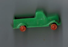 Indlæs billede til gallerivisning Små gamle biler af plastik