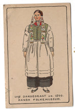 Indlæs billede til gallerivisning Gamle postkort med nationaldragter kvinder og børn 1930