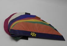 Indlæs billede til gallerivisning Gamle nytårshatte fold ud