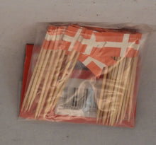 Indlæs billede til gallerivisning Forskellige danske flag til bord mm