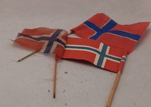 Indlæs billede til gallerivisning Forskellige gamle udenlandske flag