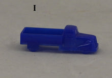 Indlæs billede til gallerivisning Små gamle biler af plastik