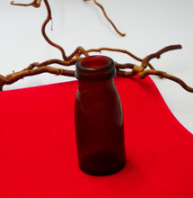 Indlæs billede til gallerivisning Gamle glasflasker