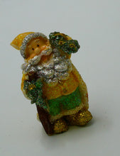 Indlæs billede til gallerivisning Julefigurer med glimmer på