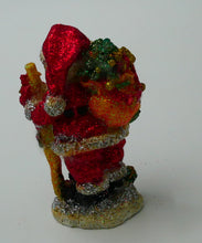 Indlæs billede til gallerivisning Julefigurer med glimmer på