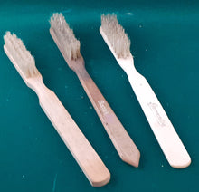 Indlæs billede til gallerivisning Tandbørster anno 1920