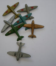 Indlæs billede til gallerivisning Bly og tin fly 1930´erne mellem 6 og 7 cm