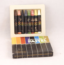 Indlæs billede til gallerivisning Gammelt farvekridt