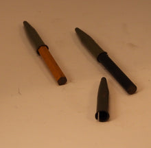 Indlæs billede til gallerivisning Gammel beskytter forlænger til blyanter og penne i metal