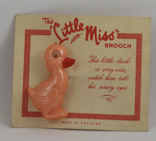 Indlæs billede til gallerivisning The little miss brooch dyr kan bevæge øjnene