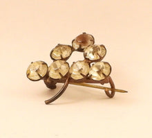 Indlæs billede til gallerivisning Gamle brocher med sten