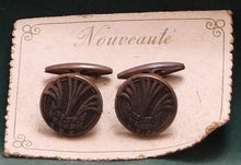 Indlæs billede til gallerivisning Gamle manchet eller skjorte knapper 1940-1960