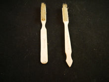 Indlæs billede til gallerivisning Tandbørster anno 1920