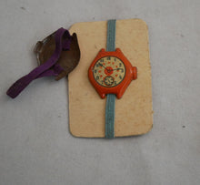 Indlæs billede til gallerivisning Gamle børne legeure fra 1930-1950´erne