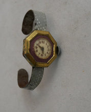 Indlæs billede til gallerivisning Gamle børne legeure fra 1930-1950´erne