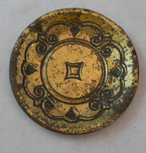 Indlæs billede til gallerivisning Gamle dukke tallerkner, fade, kopper mm i metal 1930-1950´erne