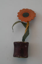 Indlæs billede til gallerivisning Blomster til dukkehuset anno 1940 érne