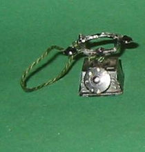 Indlæs billede til gallerivisning Flot gammel telefon til dukkehuset