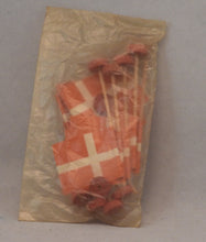 Indlæs billede til gallerivisning Forskellige danske flag til bord mm
