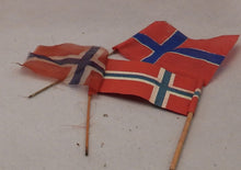Indlæs billede til gallerivisning Forskellige gamle udenlandske flag
