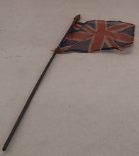 Indlæs billede til gallerivisning Forskellige gamle udenlandske flag
