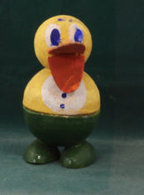 Indlæs billede til gallerivisning Flot påskekylling til slik (Candycontainere) anno 1940
