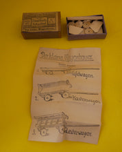 Indlæs billede til gallerivisning Der kleine wagenbaur trælegetøj i lille æske 1920 - 30´erne
