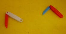 Indlæs billede til gallerivisning Lille foldekniv til dukke
