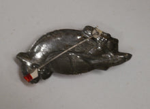 Indlæs billede til gallerivisning Metal broche med fugl
