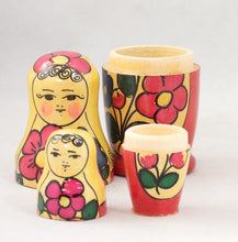 Indlæs billede til gallerivisning Babushka dukke 2
