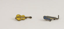 Indlæs billede til gallerivisning Broche med musik instrument
