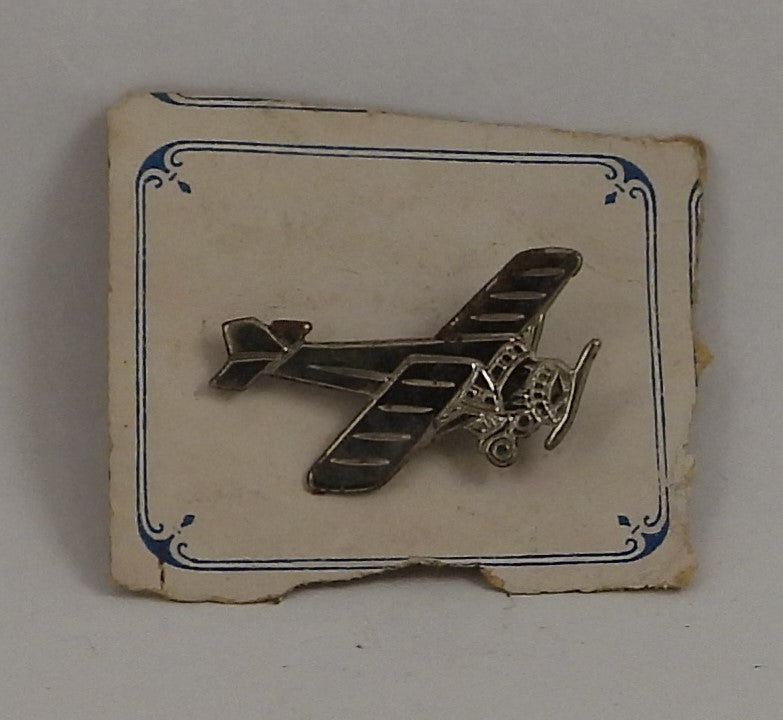 Broche med fint fly