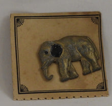 Indlæs billede til gallerivisning Brocher med elefanter
