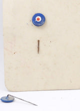 Indlæs billede til gallerivisning Royal Air Force pins og brocher mm fra 1940 érne
