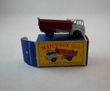 Indlæs billede til gallerivisning Gamle tændstiksbiler matchbox i originale æsker
