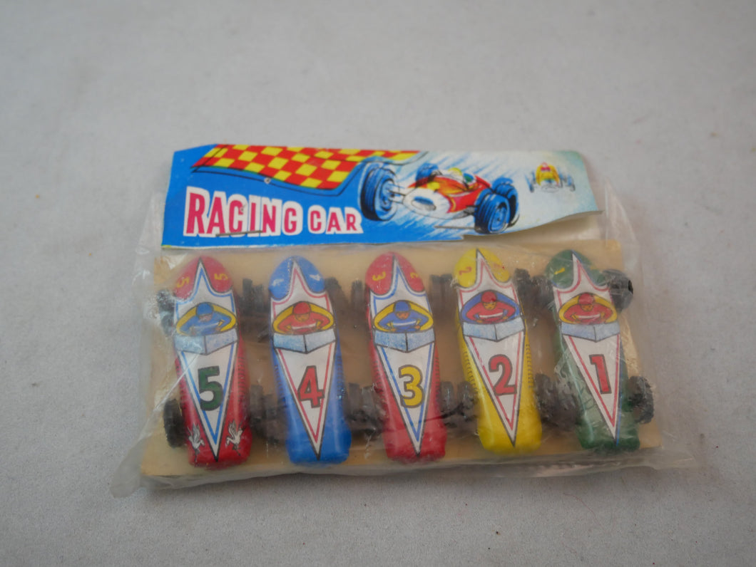 1 sæt ældre blikbiler racing car