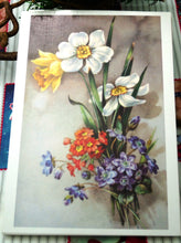 Indlæs billede til gallerivisning Store postkort med blomster

