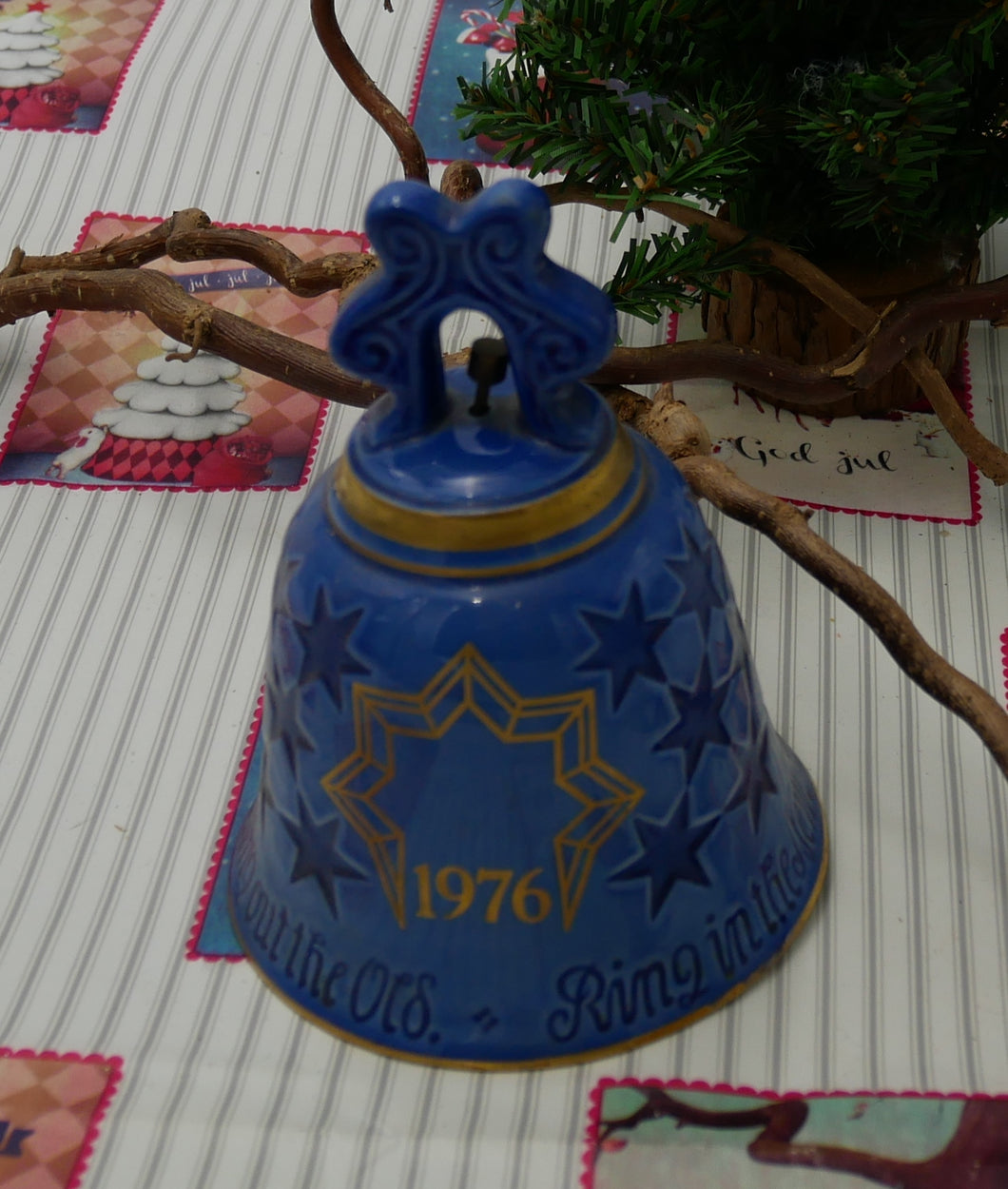 Juleklokke i porcelæn