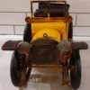 Indlæs billede til gallerivisning Blikbil oldtimer gul til dekoration
