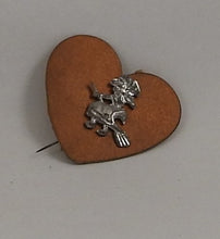 Indlæs billede til gallerivisning Pins heks
