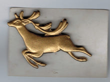 Indlæs billede til gallerivisning Broche med hjorte
