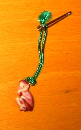 Broche lille abe