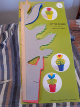 Indlæs billede til gallerivisning Fold ud fantasi blomst lyserød 39 cm høj
