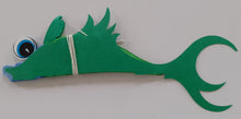 Indlæs billede til gallerivisning Fold ud fantasi fisk grøn og blå. 29 cm lang
