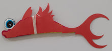 Indlæs billede til gallerivisning Fold ud fantasi fisk rød og gul 29 cm lang
